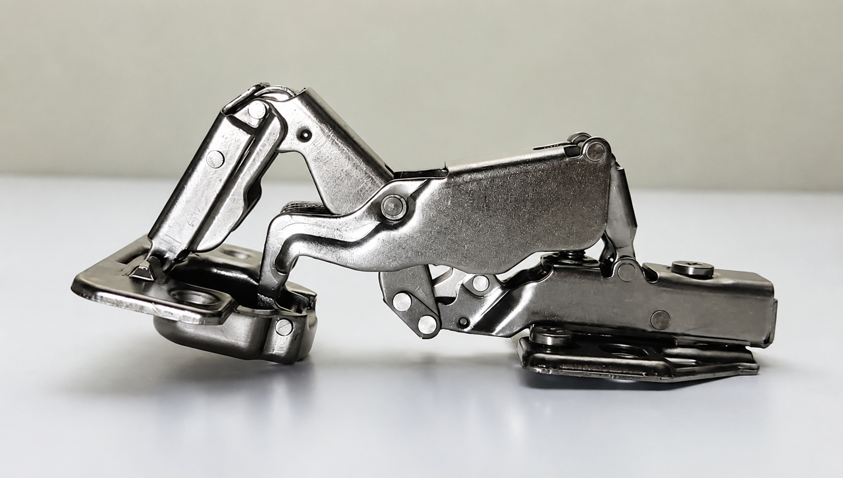 Sterling 165 Degree Corner Cabinet Hinge - Image 3